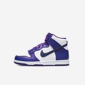 Nike Dunk High Sneakers